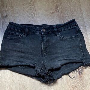 Arizona Jean Company Black Denim Women's Shorts
